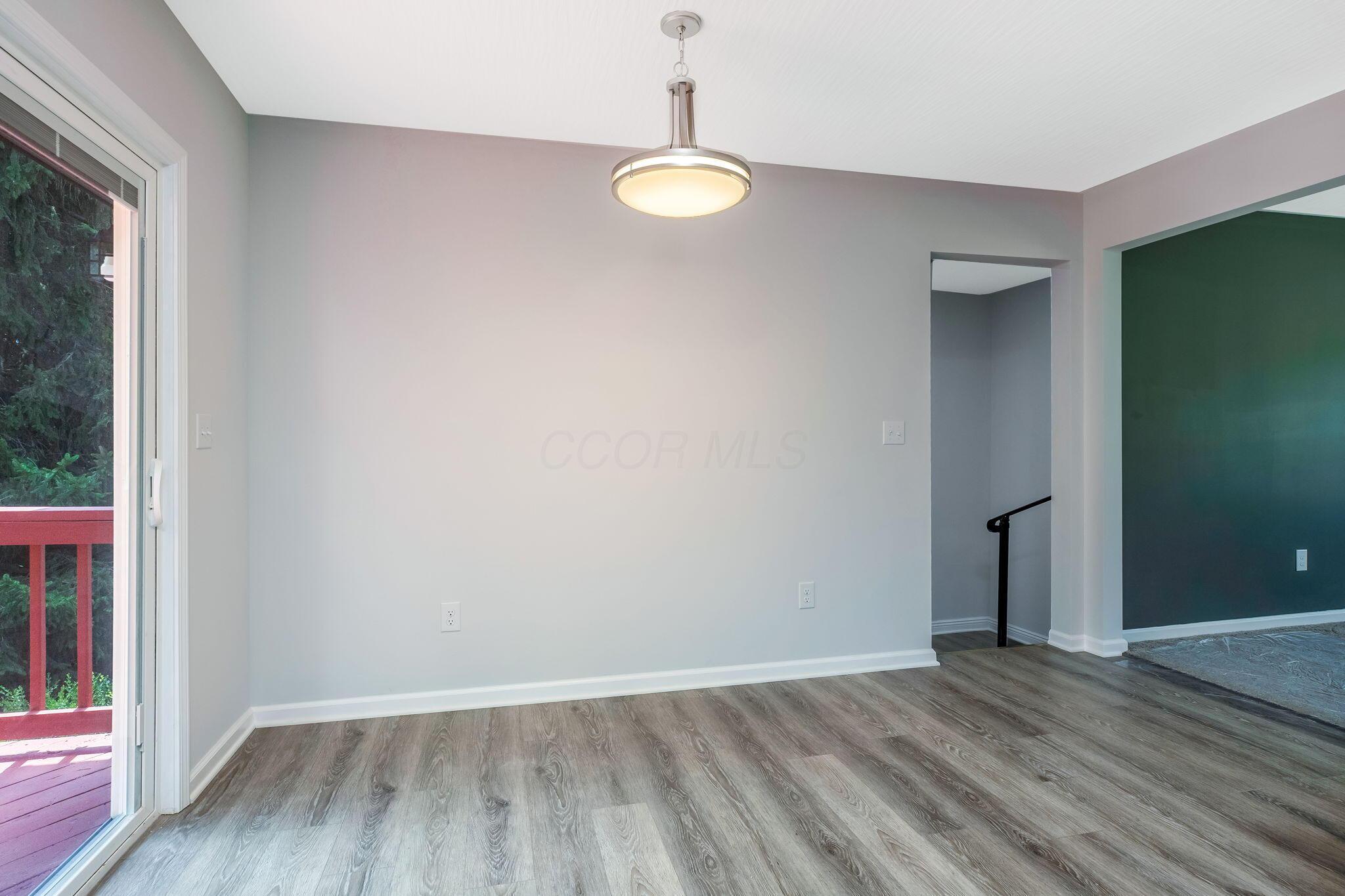 928 Rutter Avenue Lancaster, OH 43130 - Photo 14 of 87 Dining Area
