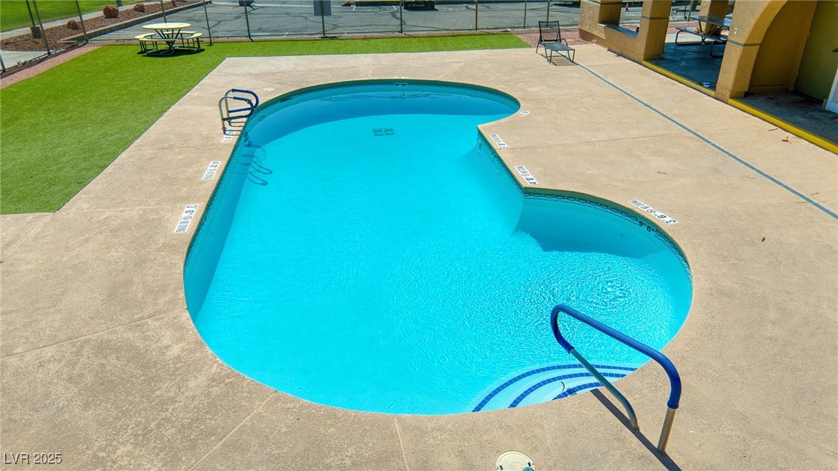 3262 Del Monte Street Laughlin, NV 89029 - Photo 41 of 42 Community pool featuring a patio area