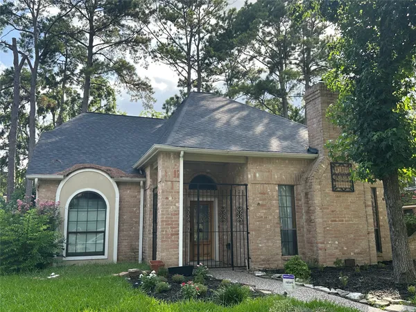 $2,300 | 14707 Treborway Drive, Houston, TX 77014