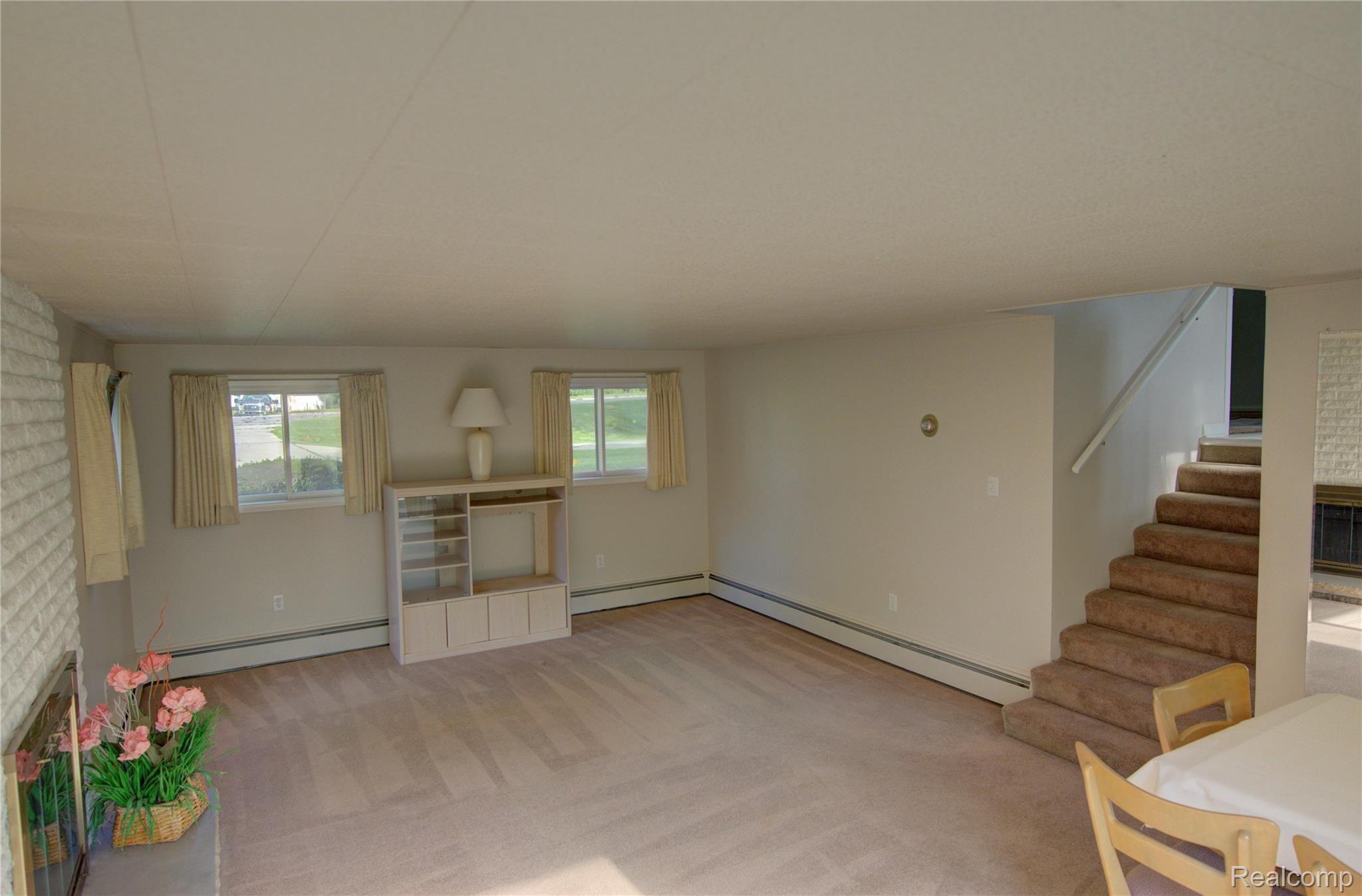 4366 South Center Road Burton, MI 48519 - Photo 7 of 20 _DSC1747_8_9.jpg