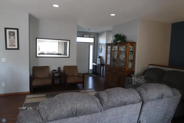 $549,900 | 1101 Southcreek Avenue, Glyndon, MN 56547