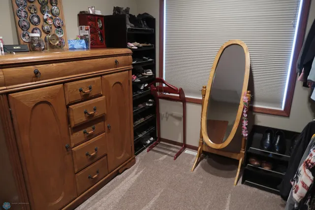 $549,900 | 1101 Southcreek Avenue, Glyndon, MN 56547