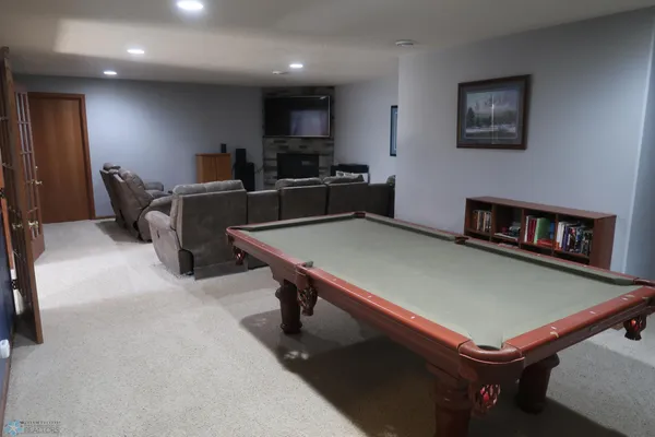 $549,900 | 1101 Southcreek Avenue, Glyndon, MN 56547