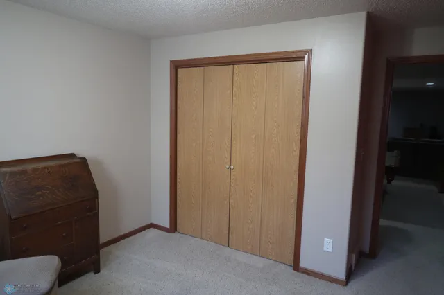 $549,900 | 1101 Southcreek Avenue, Glyndon, MN 56547