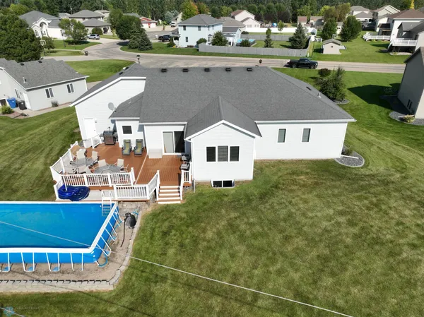 $549,900 | 1101 Southcreek Avenue, Glyndon, MN 56547