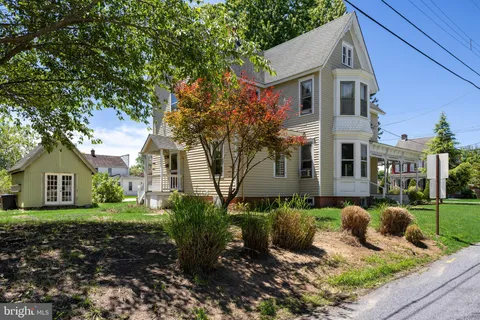 $385,000 | 20 North Greenwich Street, Alloway, NJ 08001