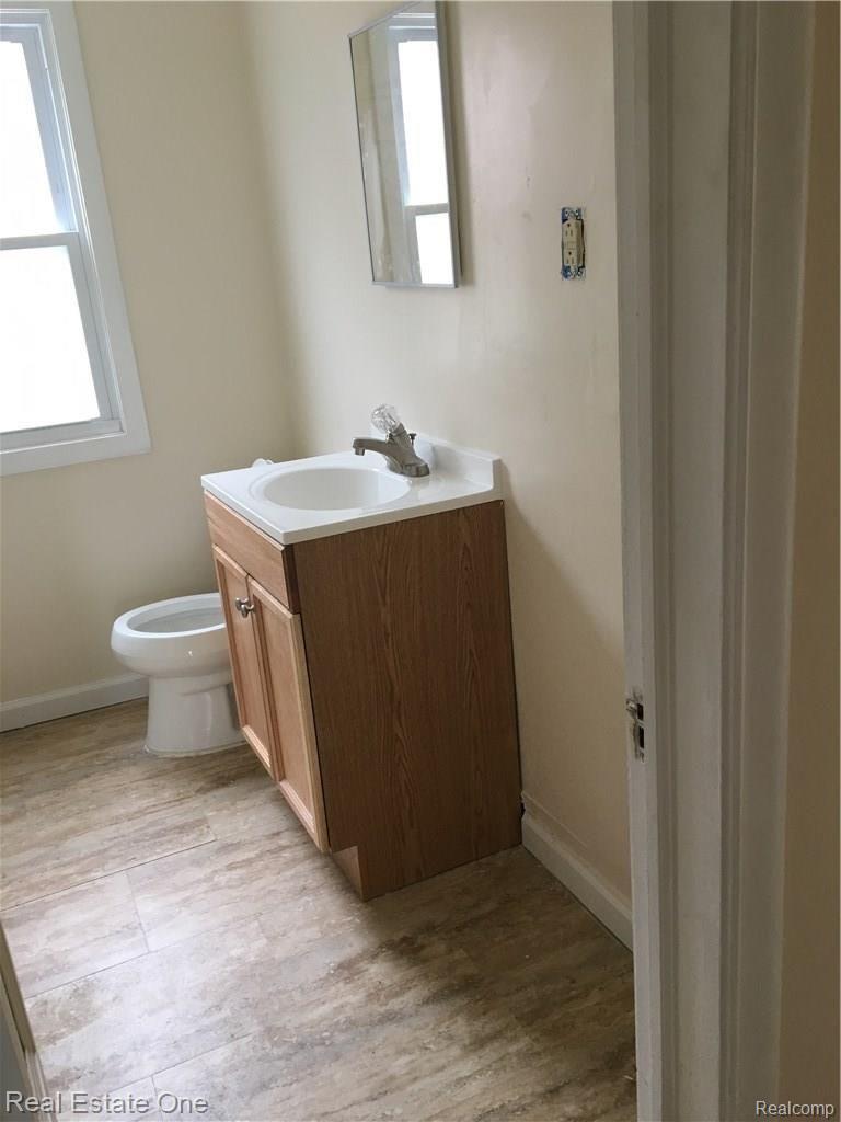 14426 Inkster Road Redford, MI 48239 - Photo 8 of 16 IMG_5203.JPG