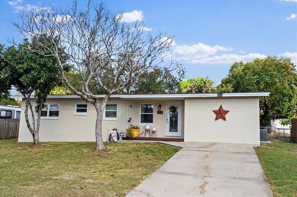 837 Center Lane Clermont, FL 34711 - Photo 1 of 1