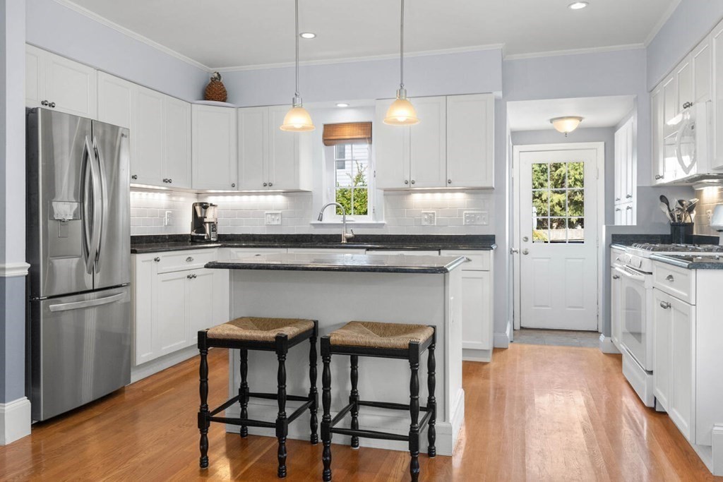 25 Roycroft Road Peabody, MA 01960 - Photo 14 of 35 Gallery Image 14