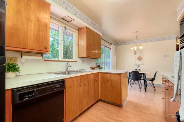 $500,000 | 7230 Alderbrook Drive, Boise, ID 83709