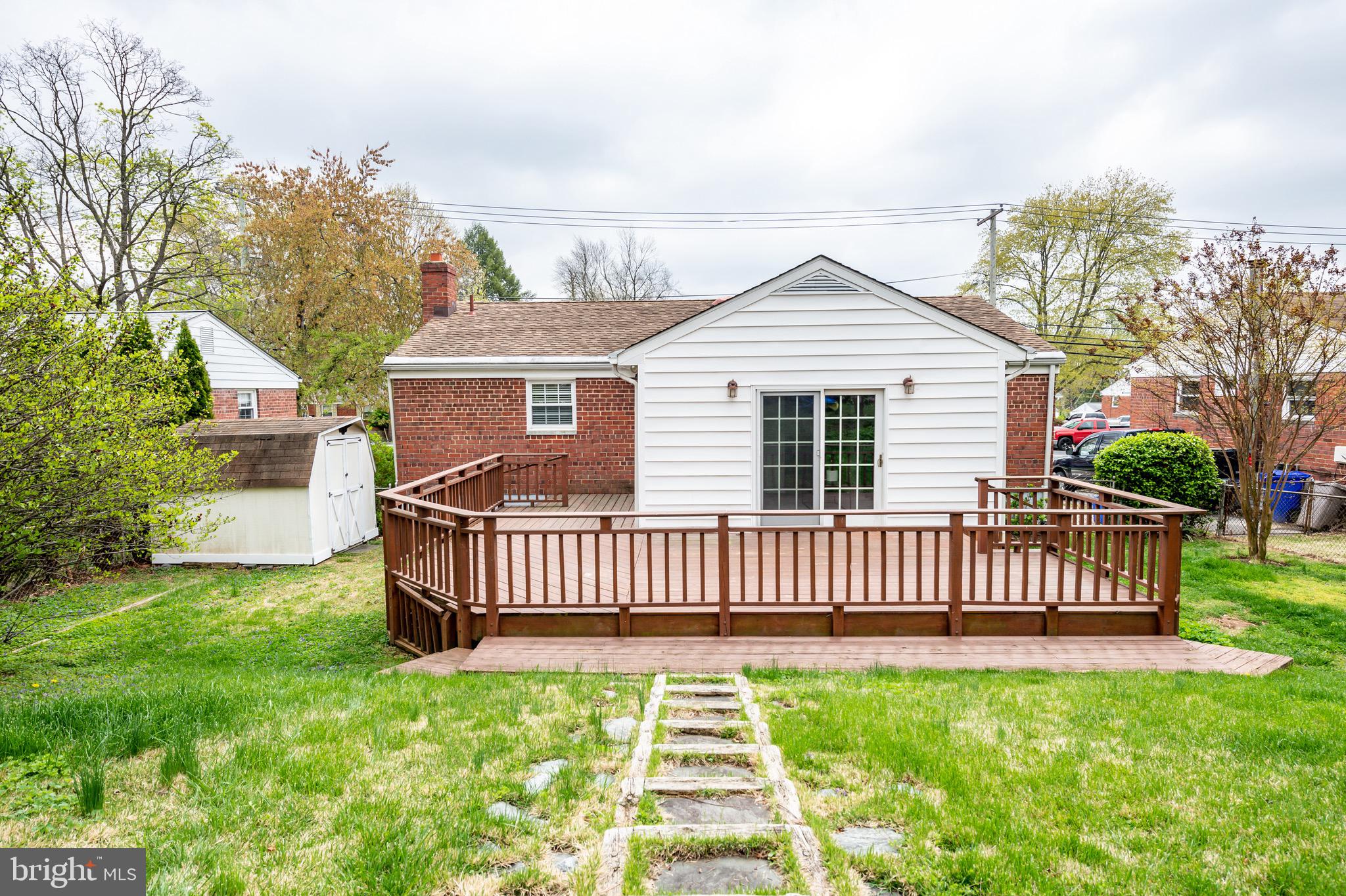 11826 Rocking Horse Road Rockville, MD 20852 - Photo 29 of 39 Gallery Image 29