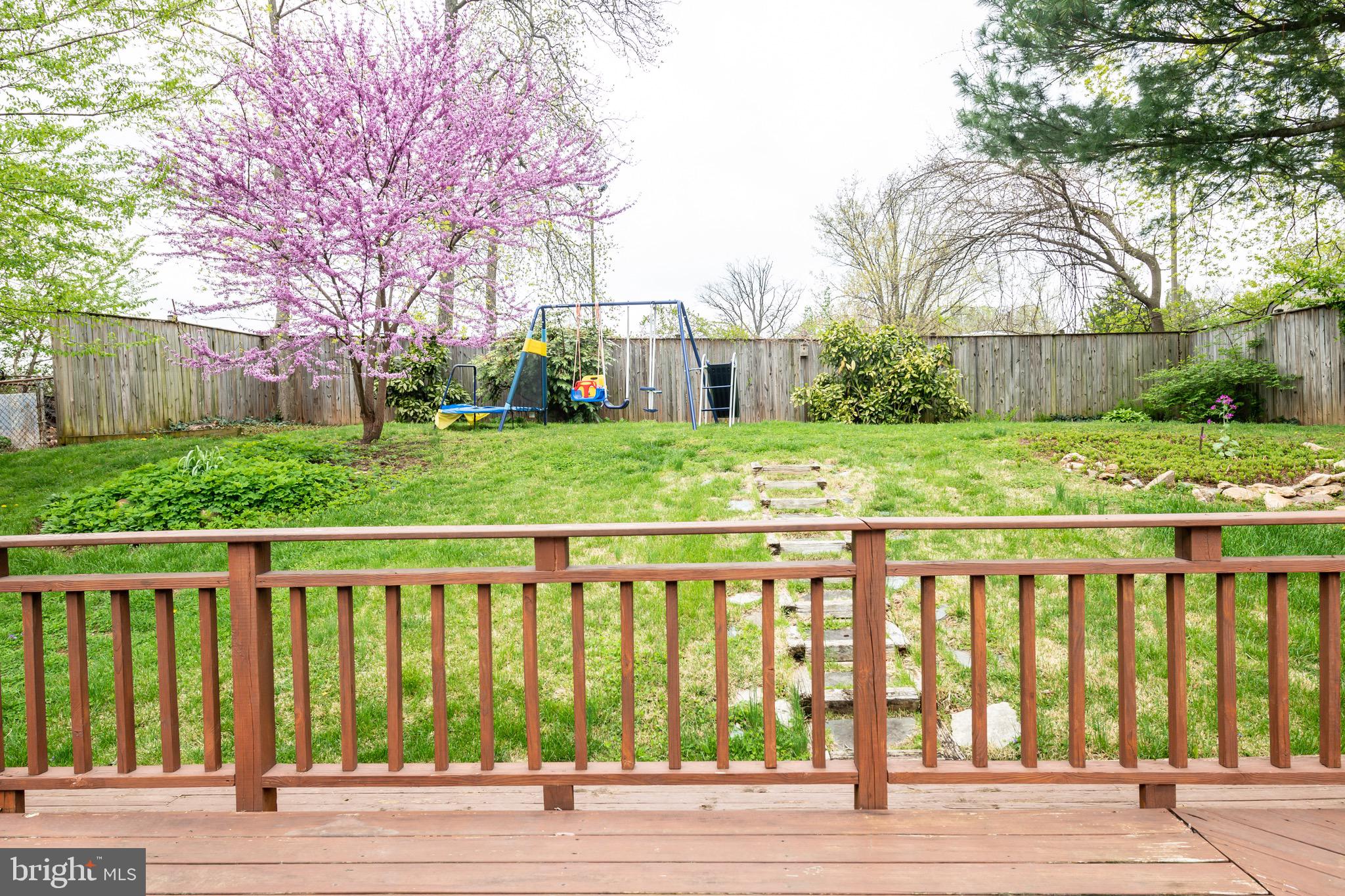 11826 Rocking Horse Road Rockville, MD 20852 - Photo 31 of 39 Gallery Image 31