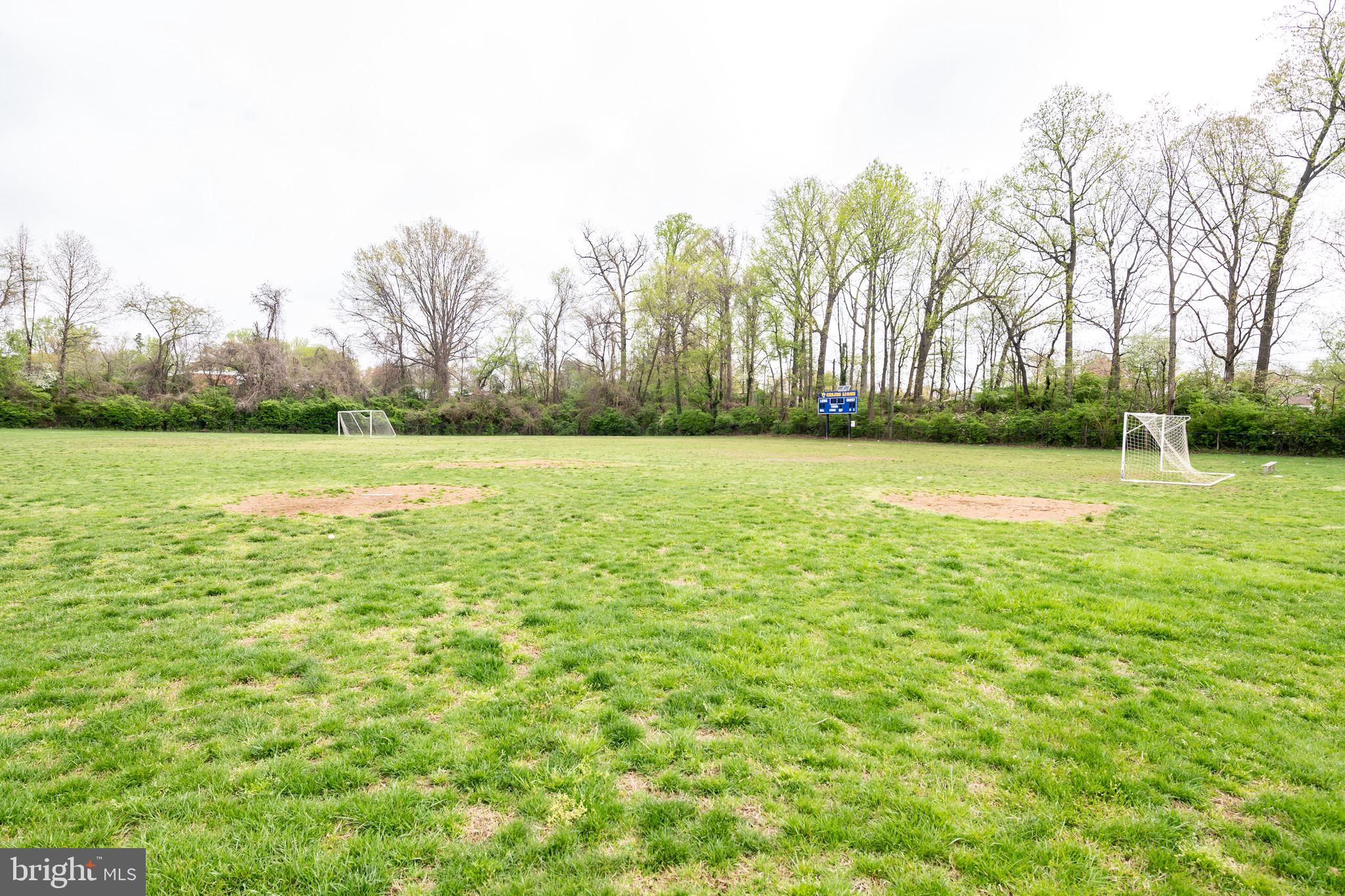 11826 Rocking Horse Road Rockville, MD 20852 - Photo 38 of 39 Community