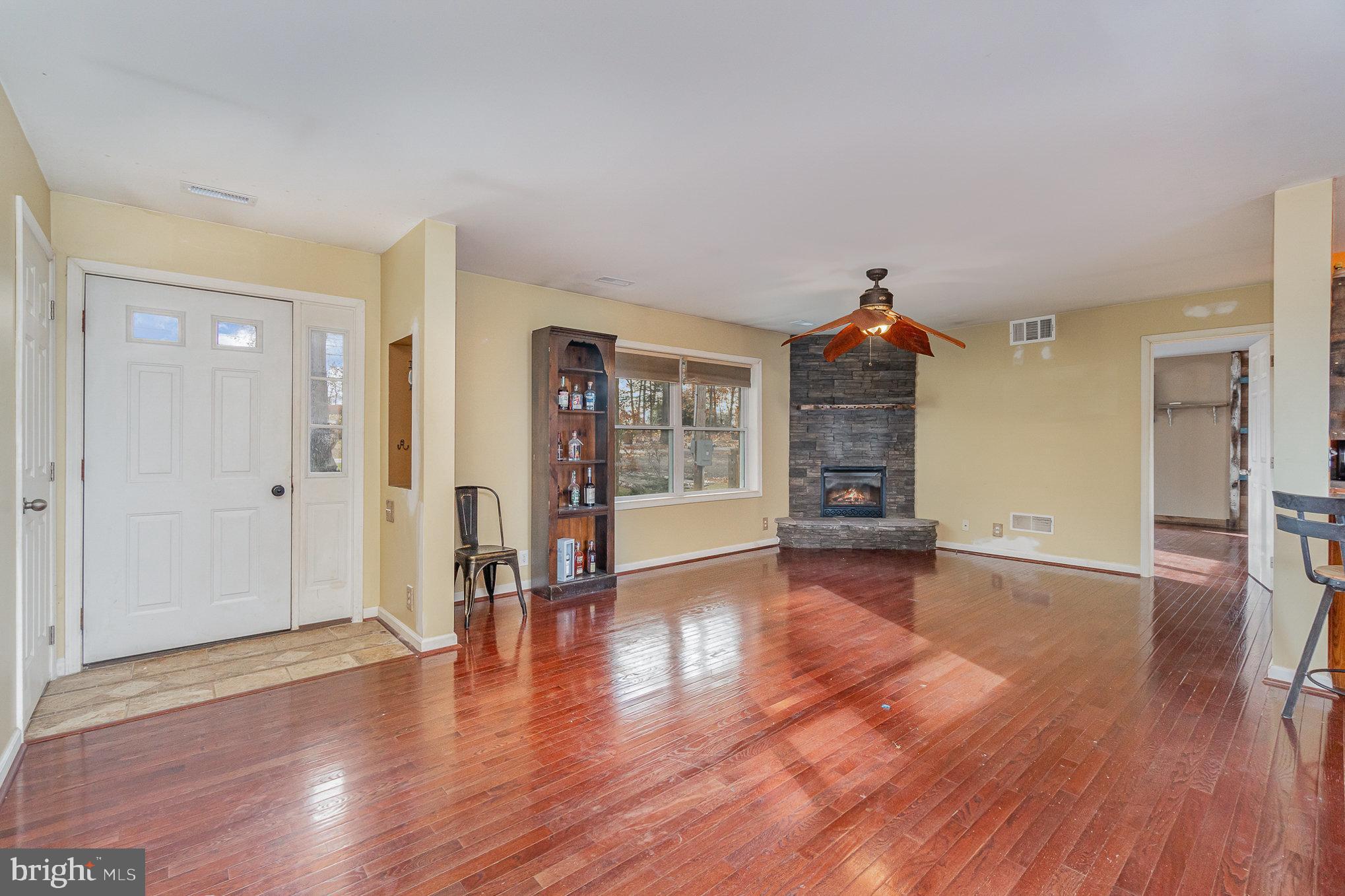 173 Clubhouse Road Delta, PA 17314 - Photo 5 of 29 Gallery Image 5