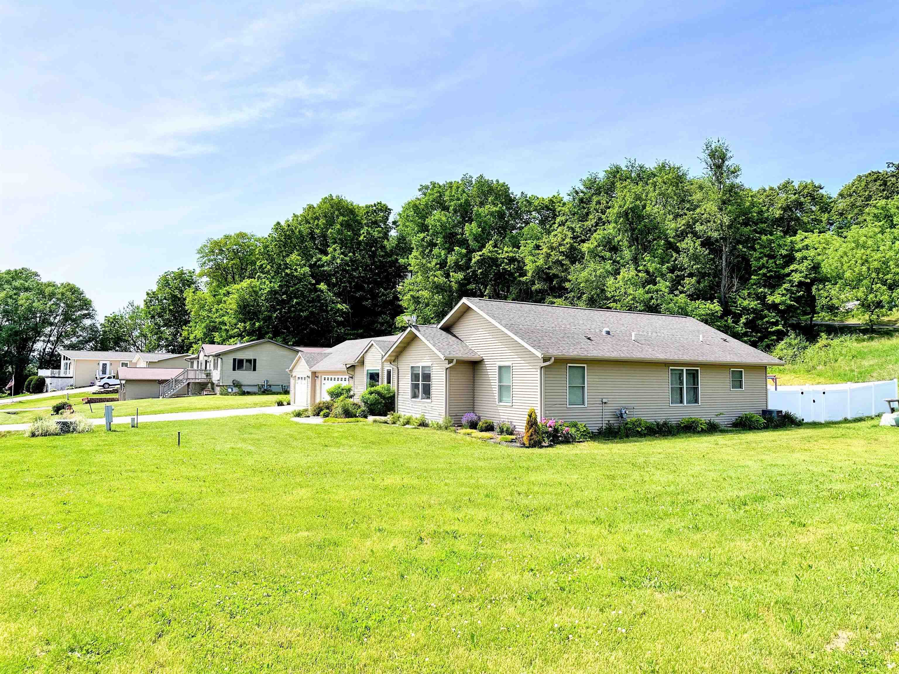 62144 Sugar Loaf Prairie du Chien, WI 53821 - Photo 3 of 28