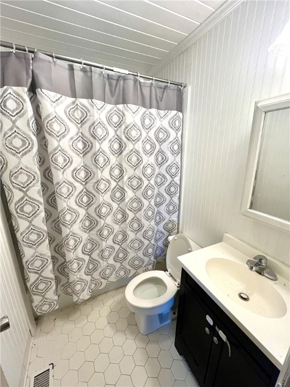 393 Snow Creek Road Seneca, SC 29678 - Photo 3 of 7