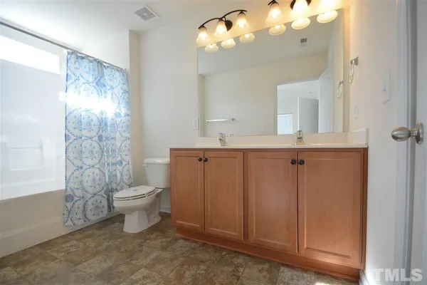 $1,675 | 1304 Cozart Street, Unit 226, Durham, NC 27704