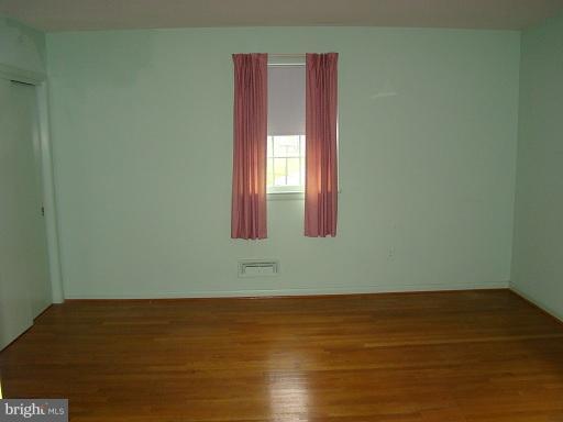 1102 Green Acre Road Towson, MD 21286 - Photo 3 of 17 Bedroom
