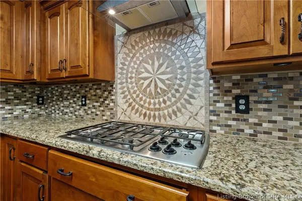 $399,000 | 201 South 3rd Street, Jeffersonville, IN 47130