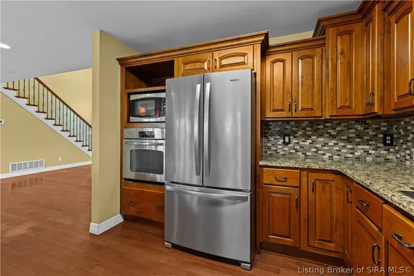 $399,000 | 201 South 3rd Street, Jeffersonville, IN 47130
