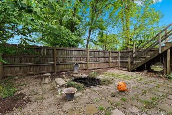 $399,000 | 201 South 3rd Street, Jeffersonville, IN 47130