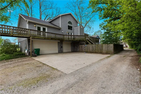 $399,000 | 201 South 3rd Street, Jeffersonville, IN 47130