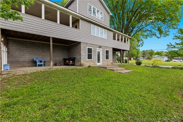 $399,000 | 201 South 3rd Street, Jeffersonville, IN 47130