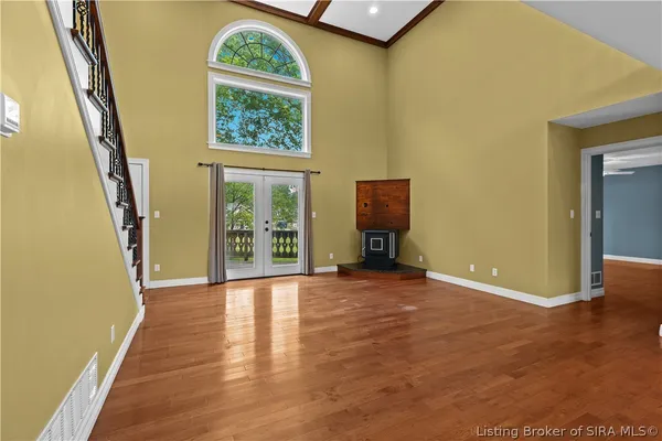 $399,000 | 201 South 3rd Street, Jeffersonville, IN 47130