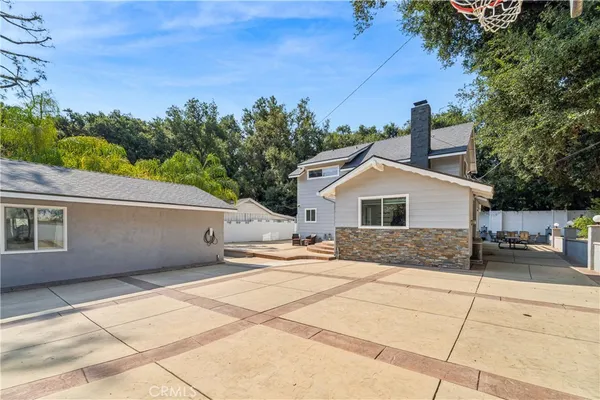 $6,500 | 21366 Rios Street, Woodland Hills, CA 91364