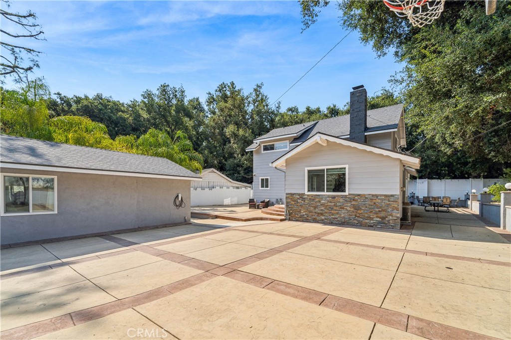 21366 Rios Street Woodland Hills, CA 91364 - Photo 1 of 25