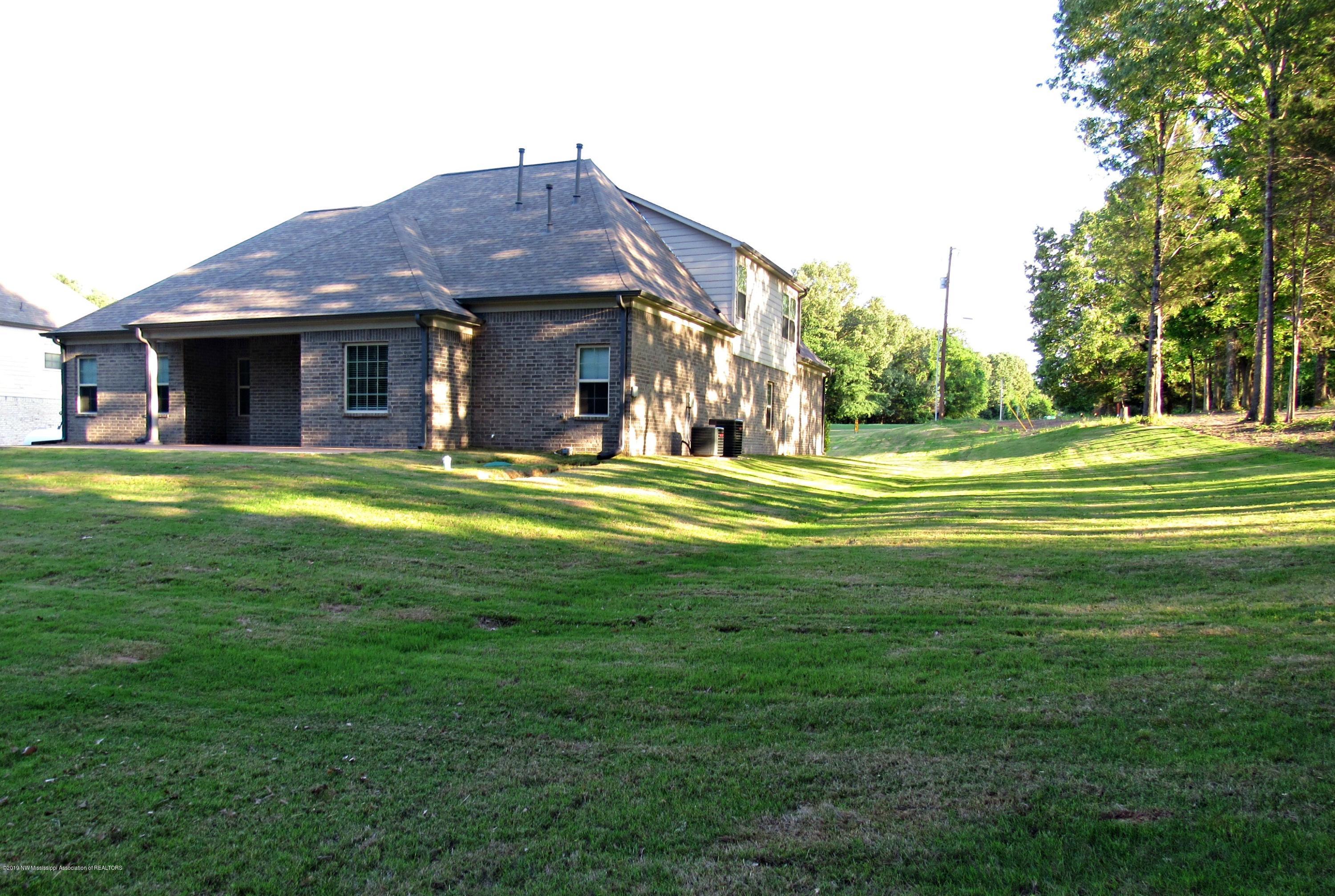 2302 Pine Tree Road Hernando, MS 38632 - Photo 38 of 41 exterior back side view
