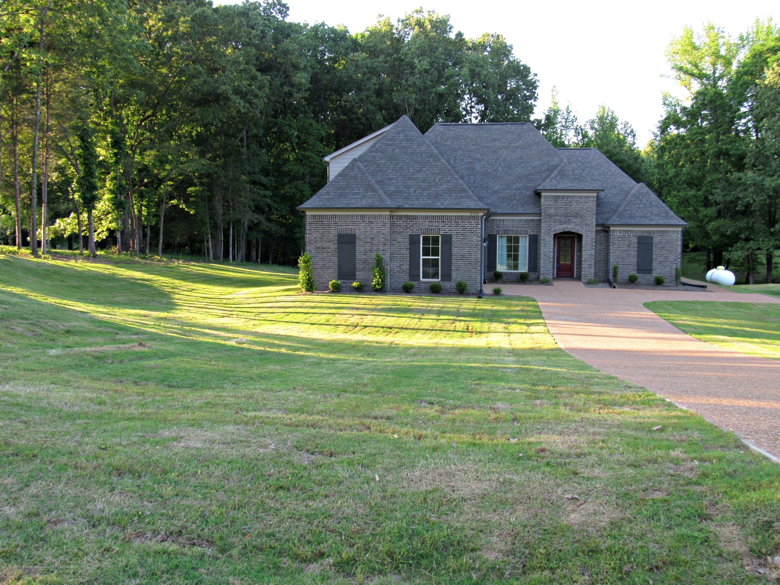 2302 Pine Tree Road Hernando, MS 38632 - Photo 41 of 41 Exterior front view 2