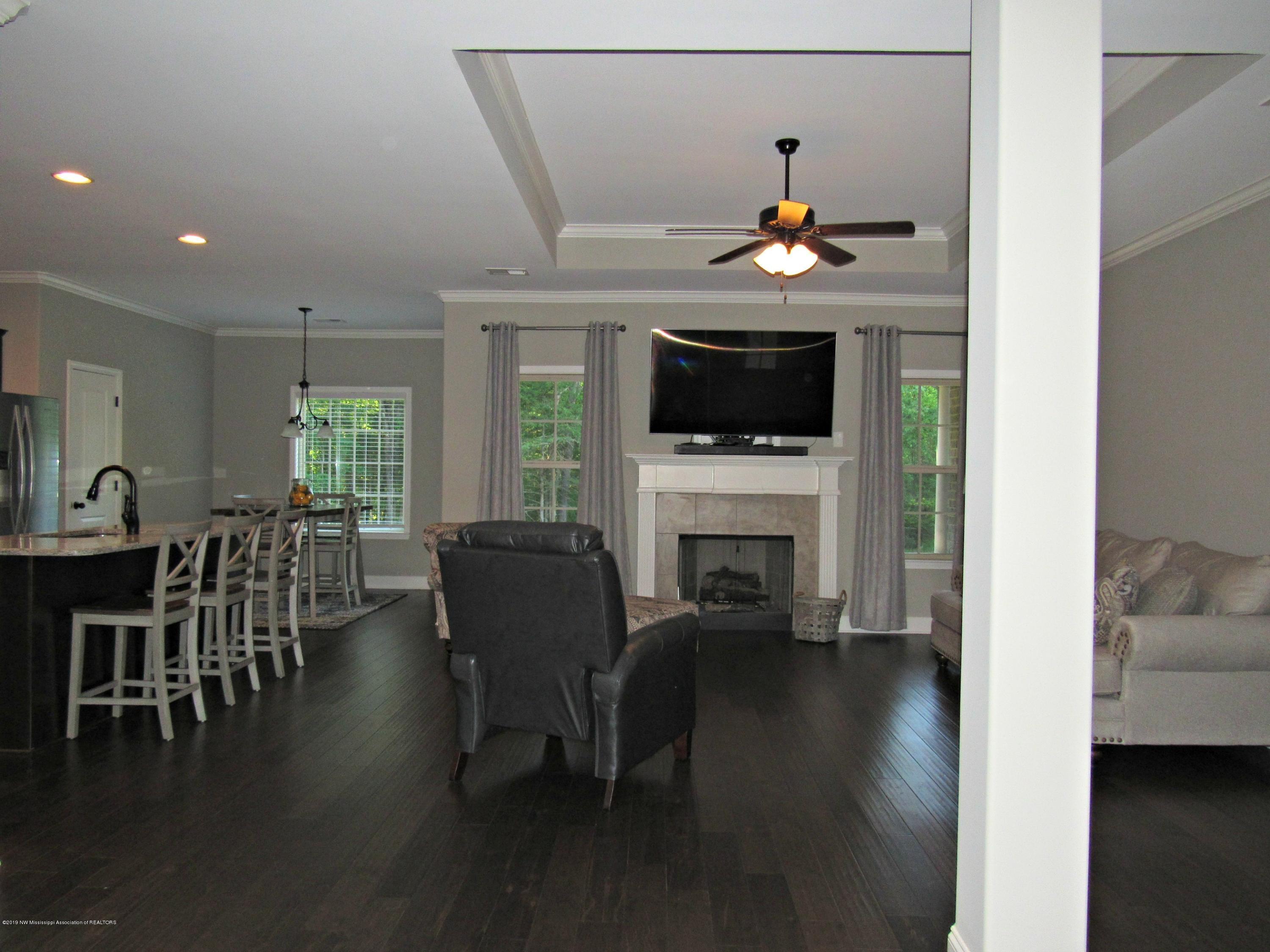 2302 Pine Tree Road Hernando, MS 38632 - Photo 8 of 41 living room kitchen view