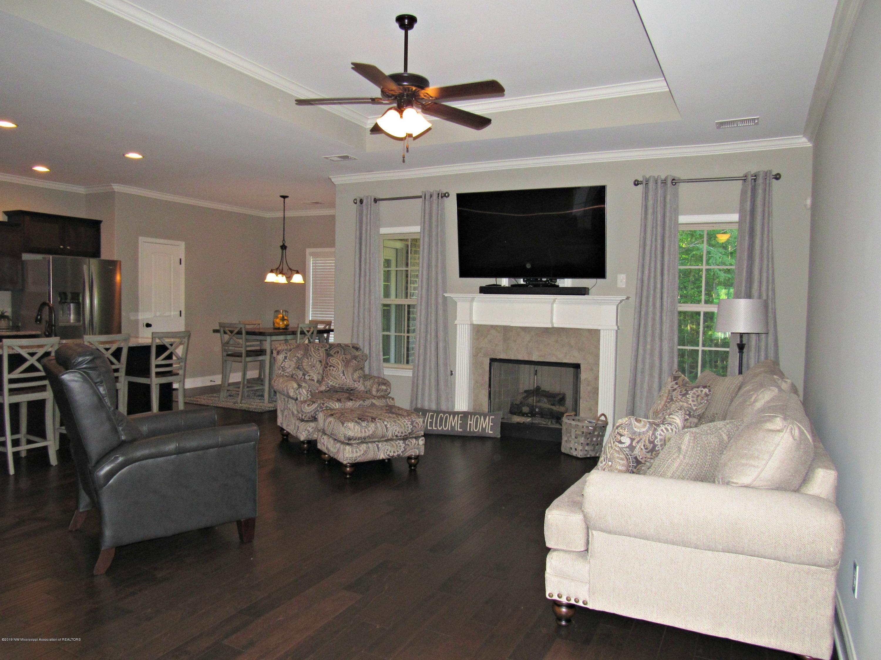 2302 Pine Tree Road Hernando, MS 38632 - Photo 9 of 41 living room 2