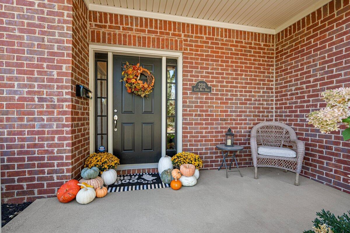 2212 Clays Mill Road Lexington, KY 40503 - Photo 6 of 39 DSC05608