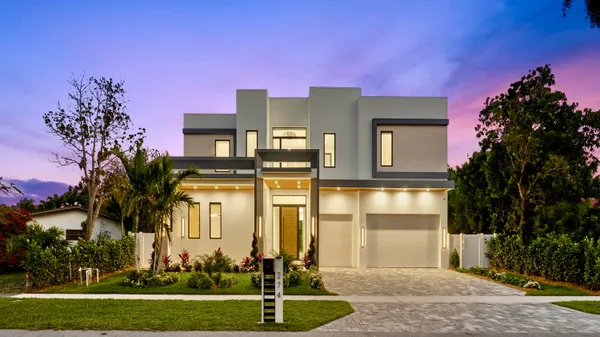 $6,850,000 | 274 Northeast 3rd Court, Boca Raton, FL 33432