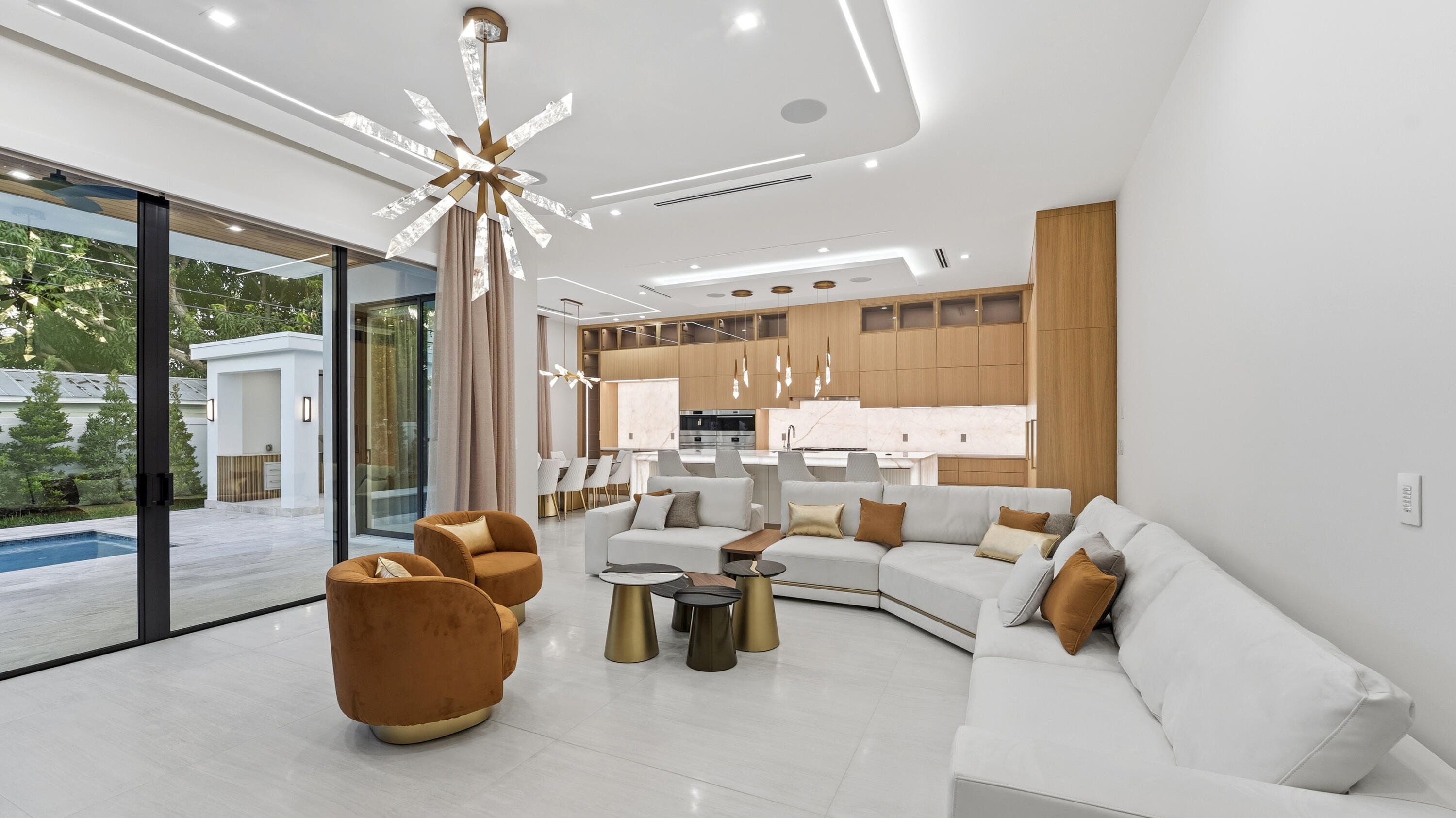 274 Northeast 3rd Court Boca Raton, FL 33432 - Photo 11 of 59 GREAT ROOM