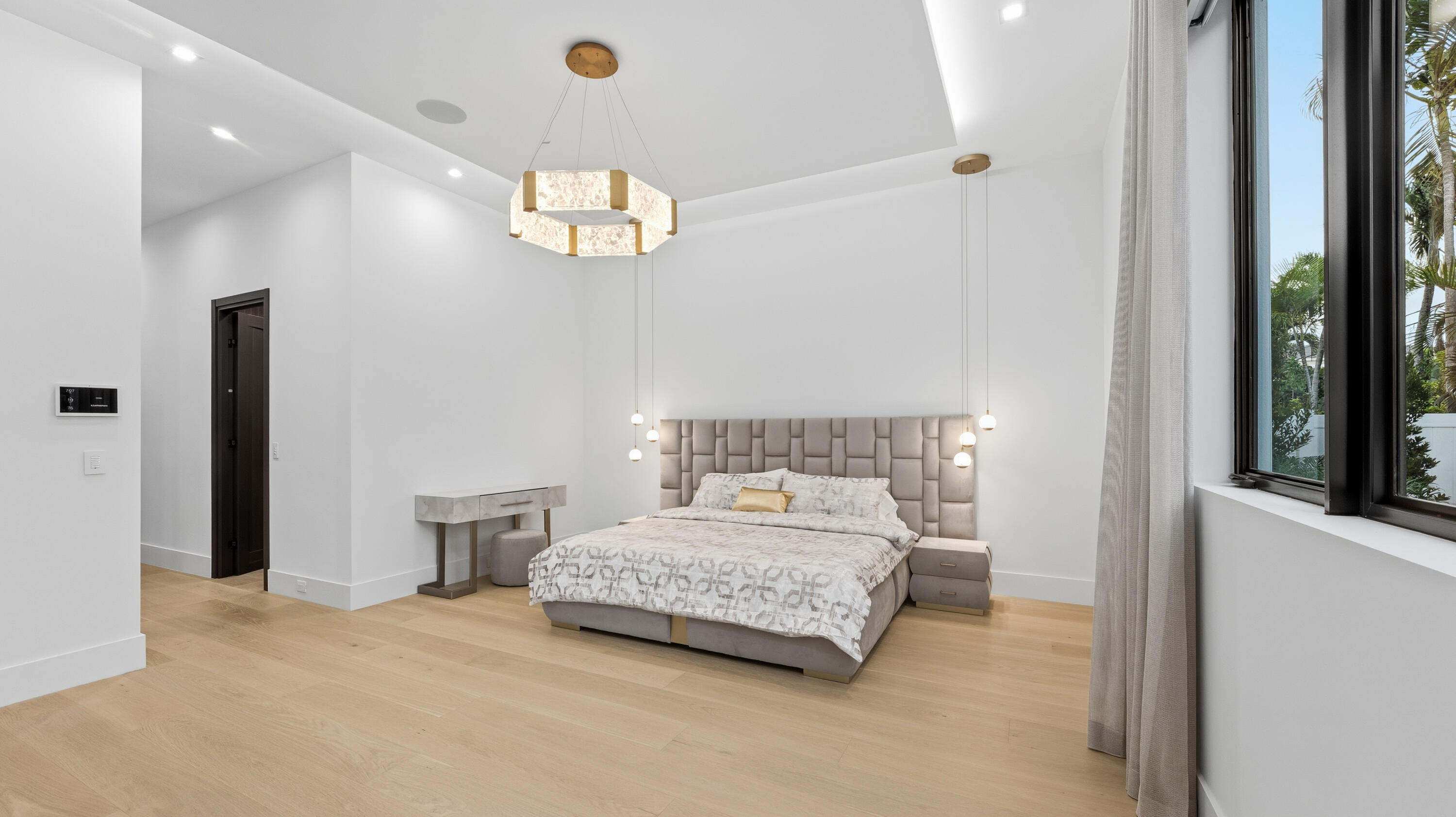 274 Northeast 3rd Court Boca Raton, FL 33432 - Photo 14 of 59 MASTER BEDROOM DOWNSTAIRS