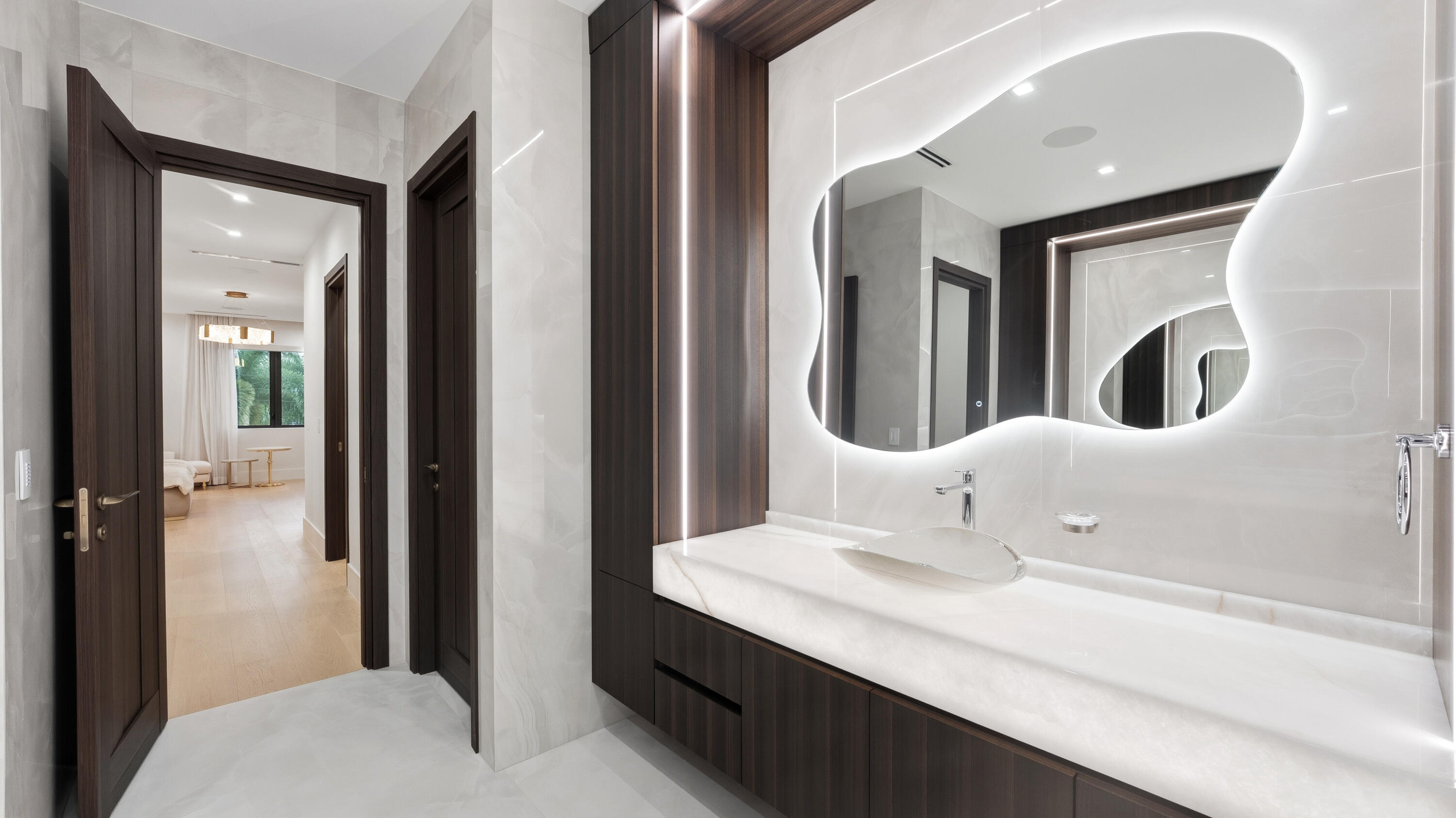 274 Northeast 3rd Court Boca Raton, FL 33432 - Photo 28 of 59 MASTER BATHROOM