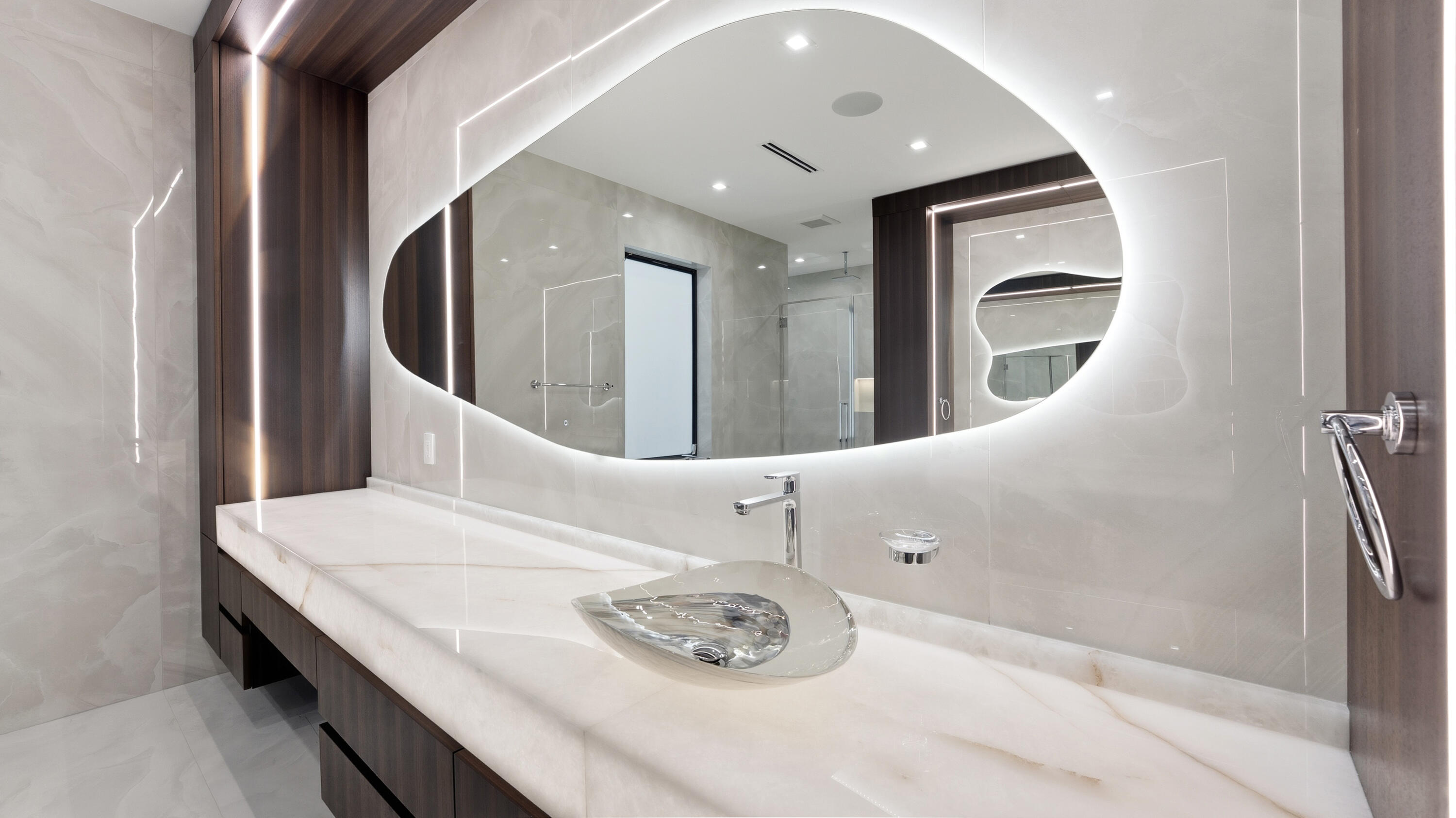 274 Northeast 3rd Court Boca Raton, FL 33432 - Photo 30 of 59 MASTER BATHROOM