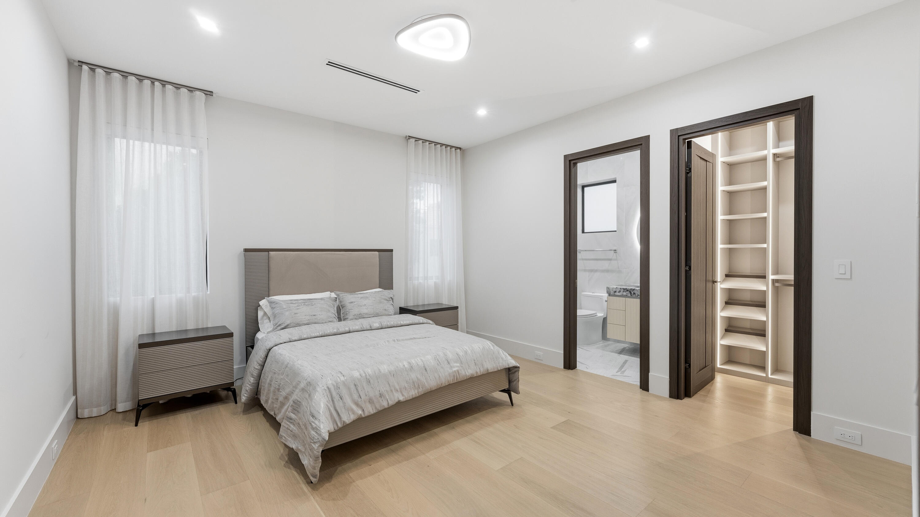 274 Northeast 3rd Court Boca Raton, FL 33432 - Photo 31 of 59 GUEST BEDROOM