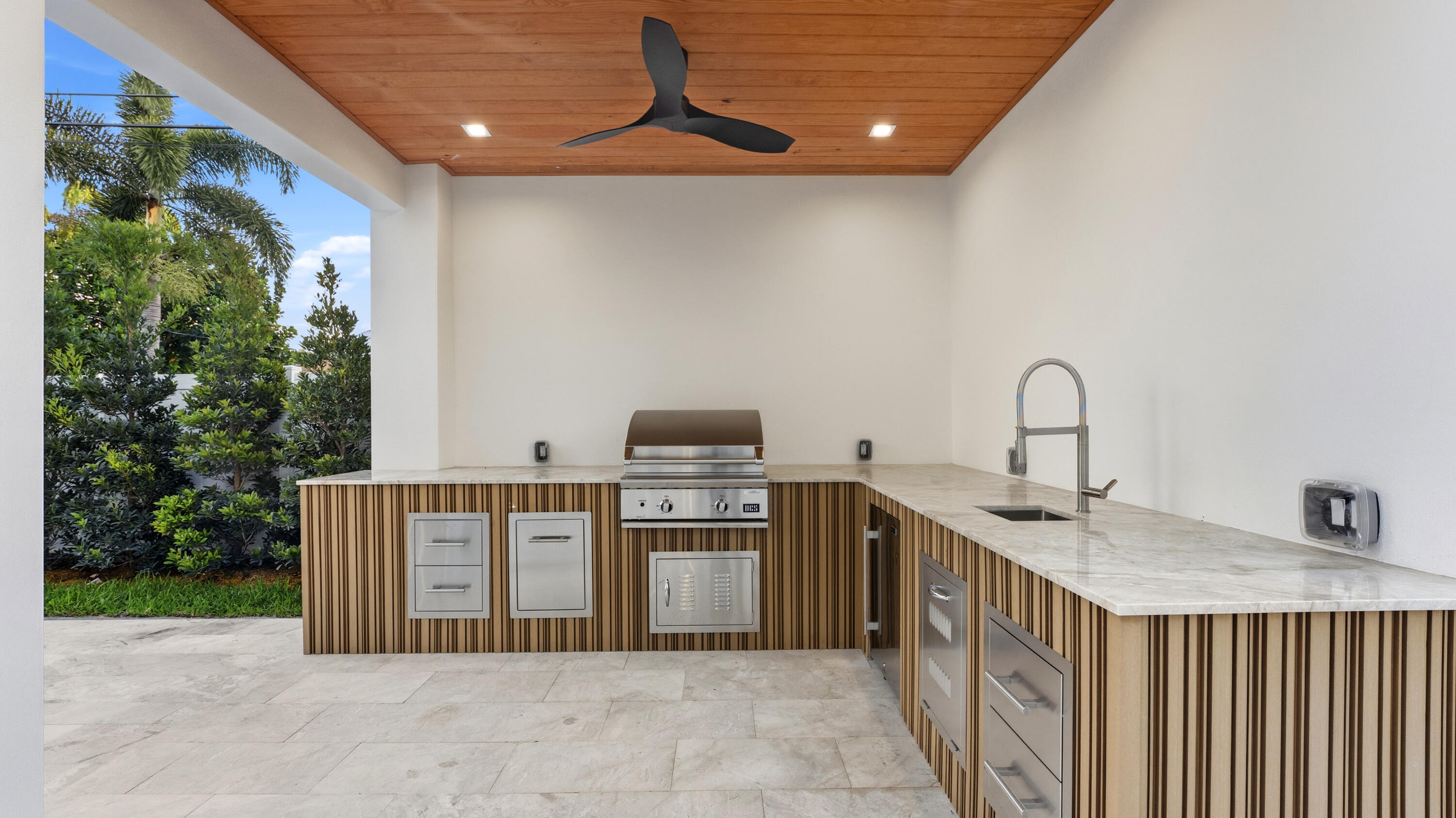 274 Northeast 3rd Court Boca Raton, FL 33432 - Photo 40 of 59 SUMMER KITCHEN