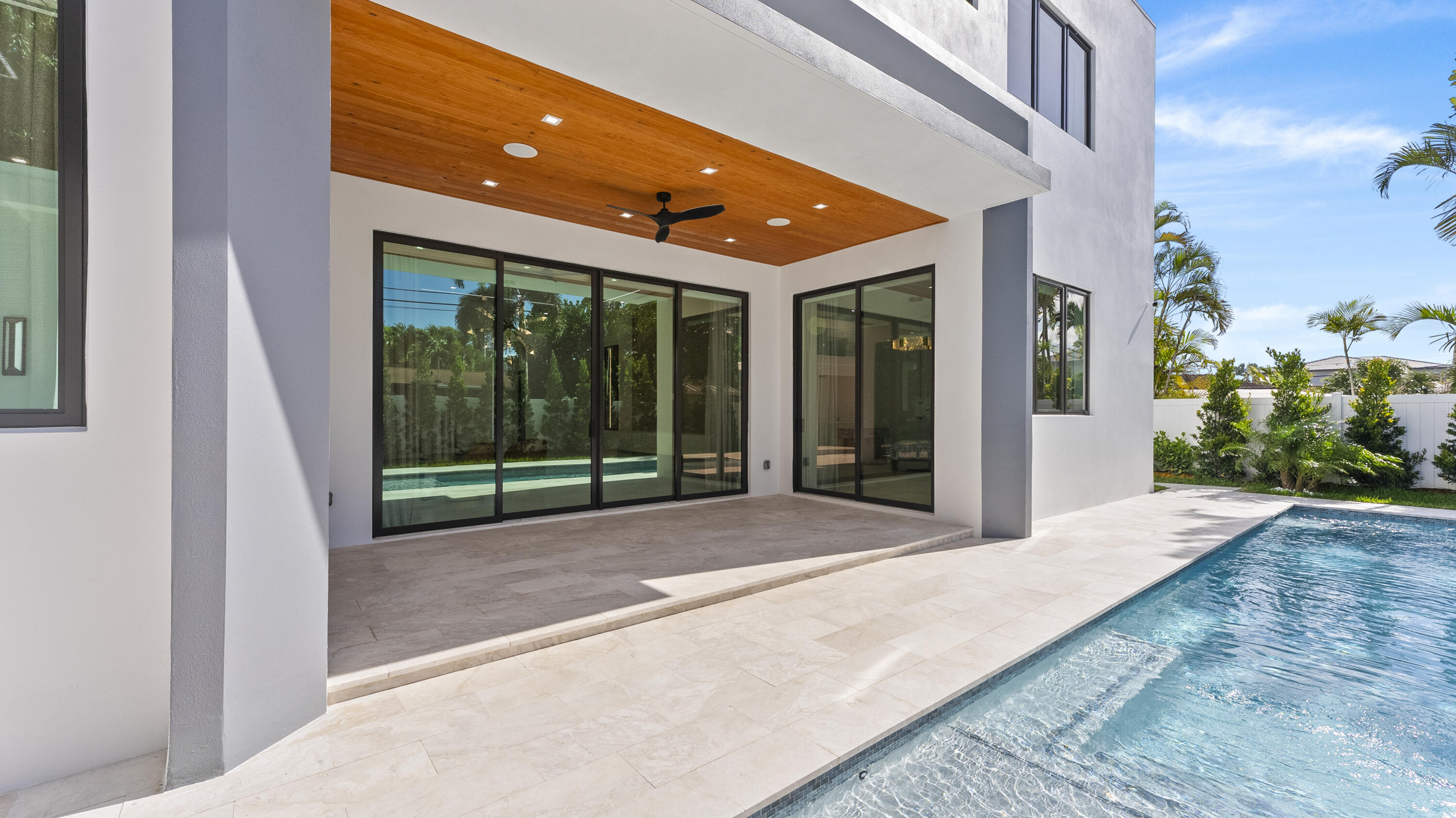 274 Northeast 3rd Court Boca Raton, FL 33432 - Photo 42 of 59 COVERED PATIO