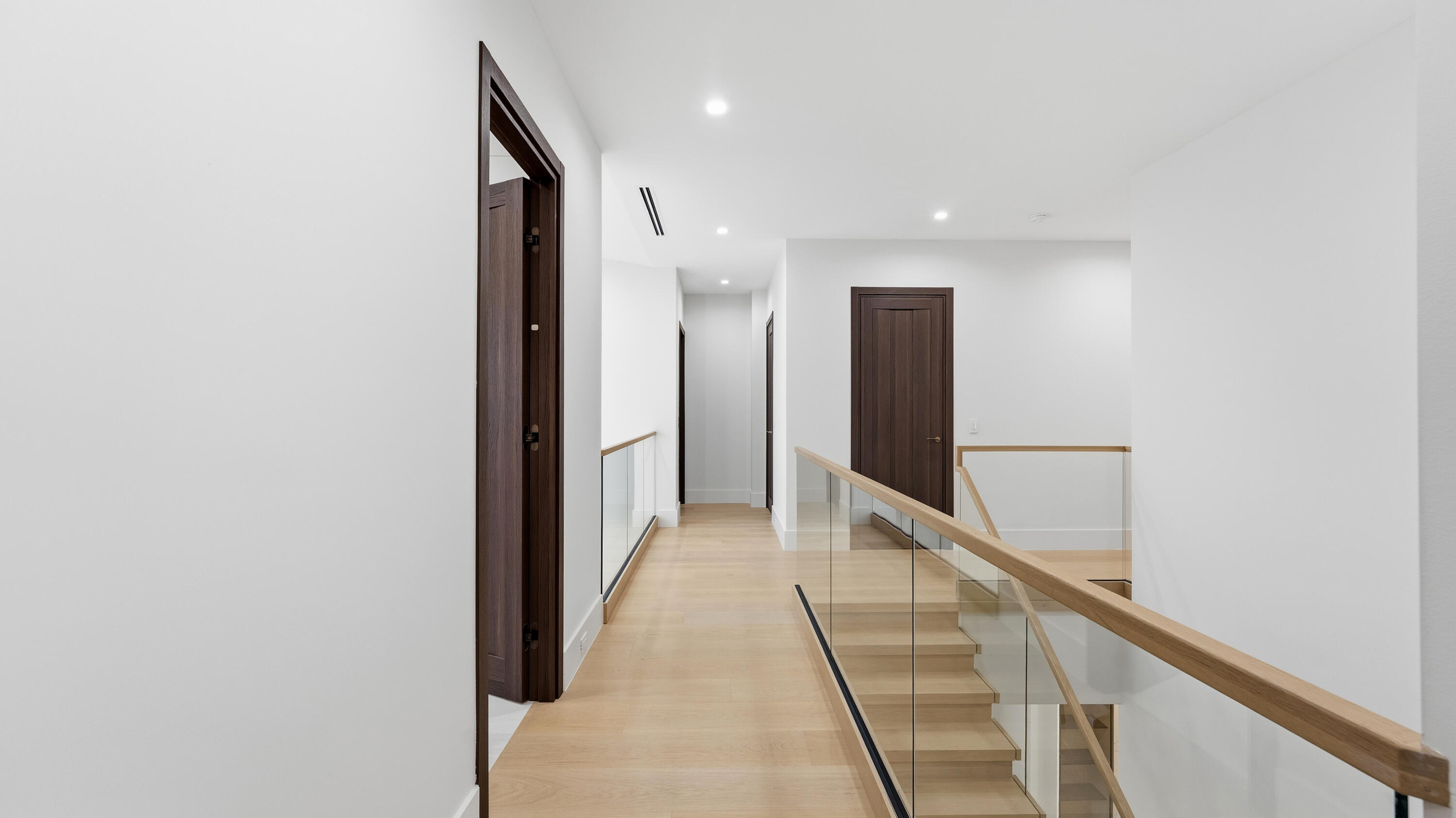 274 Northeast 3rd Court Boca Raton, FL 33432 - Photo 50 of 59 UPSTAIRS HALLWAY