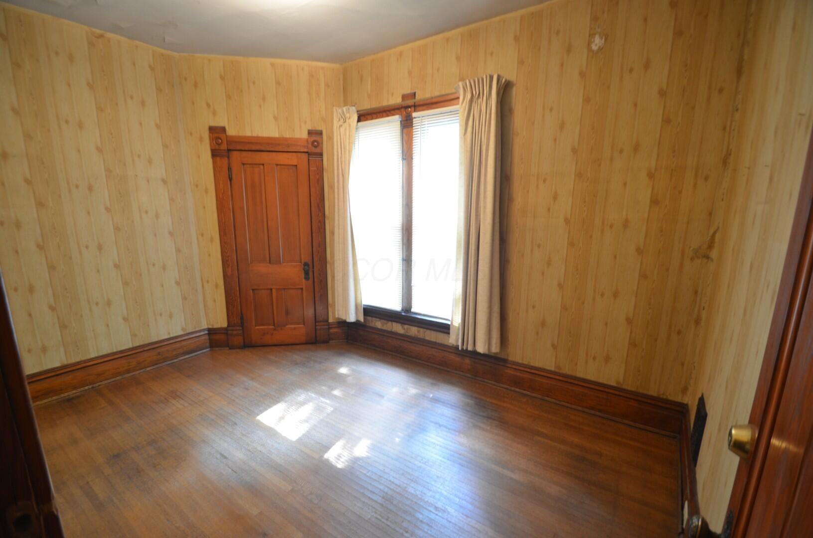 1368 Neil Avenue Columbus, OH 43201 - Photo 18 of 36 18. SW Bedroom