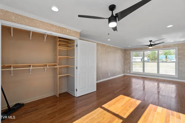 $429,000 | 152 Hemlock Street, Mount Carmel, TN 37645