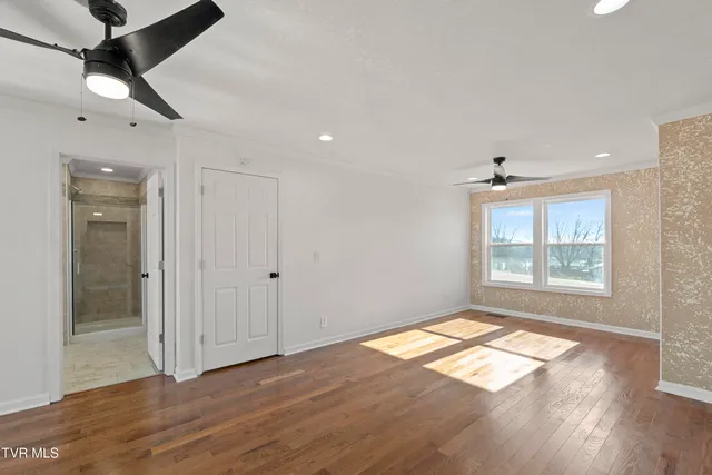 $429,000 | 152 Hemlock Street, Mount Carmel, TN 37645