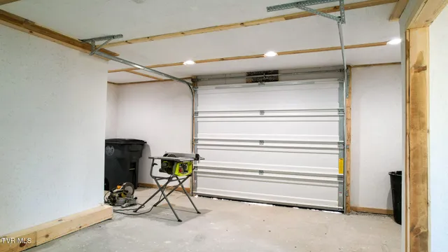 $429,000 | 152 Hemlock Street, Mount Carmel, TN 37645