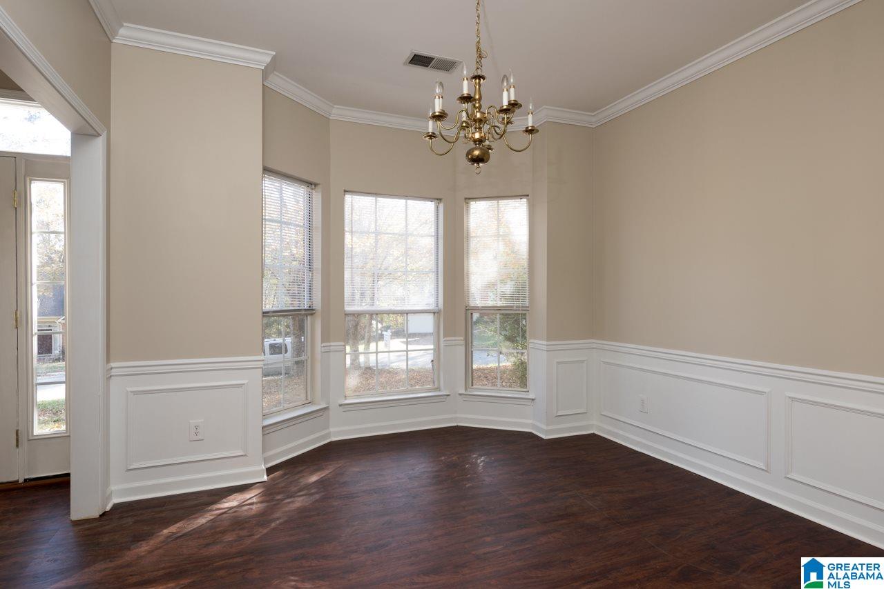 121 King Charles Way Alabaster, AL 35007 - Photo 7 of 48