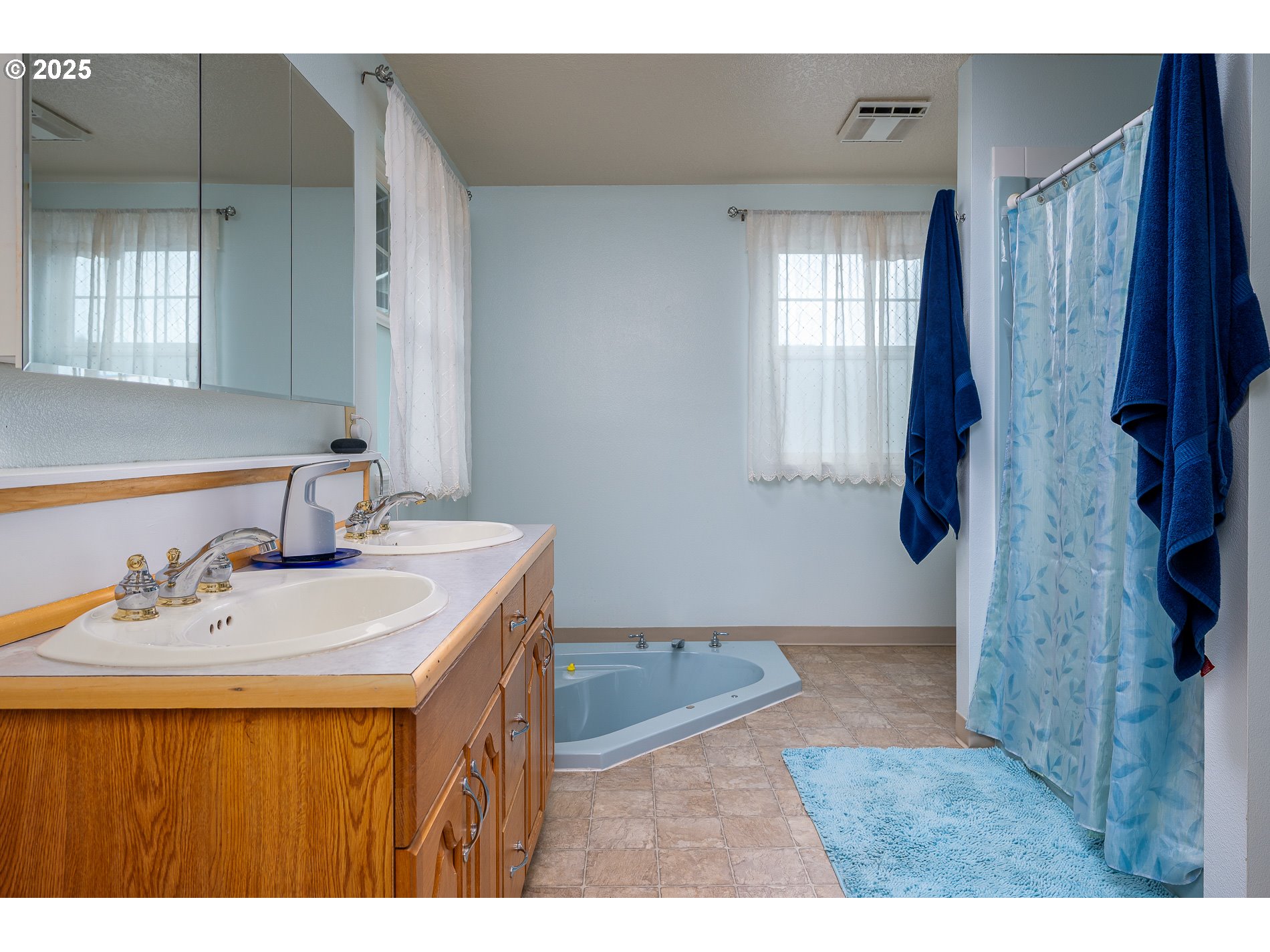 2837 Southeast 90th Place Portland, OR 97266 - Photo 19 of 40
